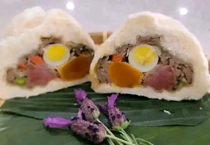 Salted Bao - Siopao Bola Bola with a Salted Egg - Bánh bao Trứng Muối